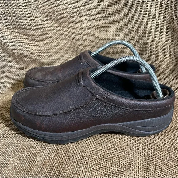 L.L. Bean | Shoes | Ll Bean Slip On Leather Comfort Moc Shoe  display picture 1